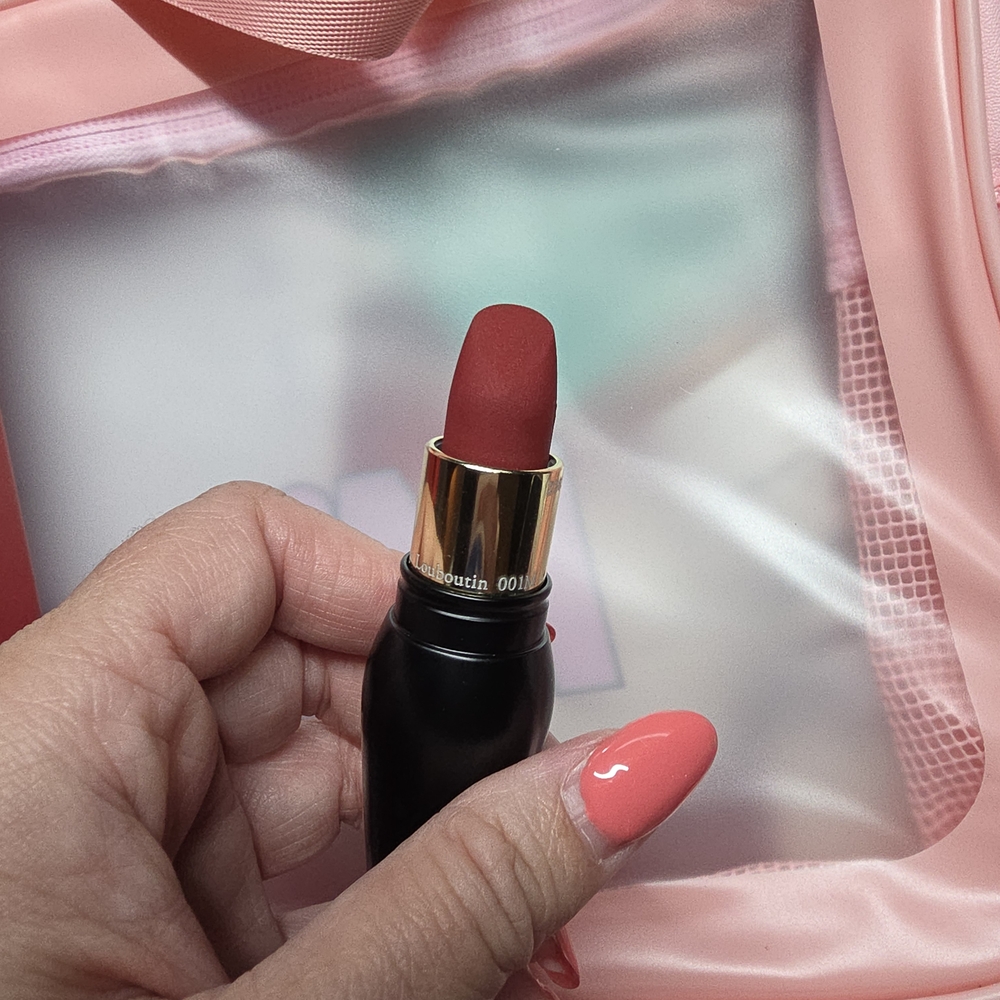 Christian Louboutin Matte Red Lipstick Color 001M Rouge Louboutin NIB - Picture 5 of 9